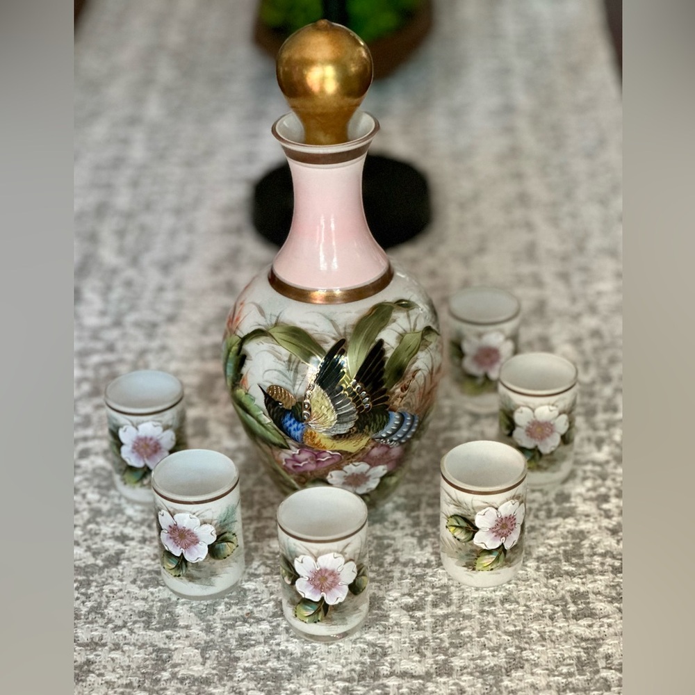 Stunning Vintage Hand Painted Czechoslovakia Bohemia Decanter With 6 Cups, EUC - Picture 5 of 13